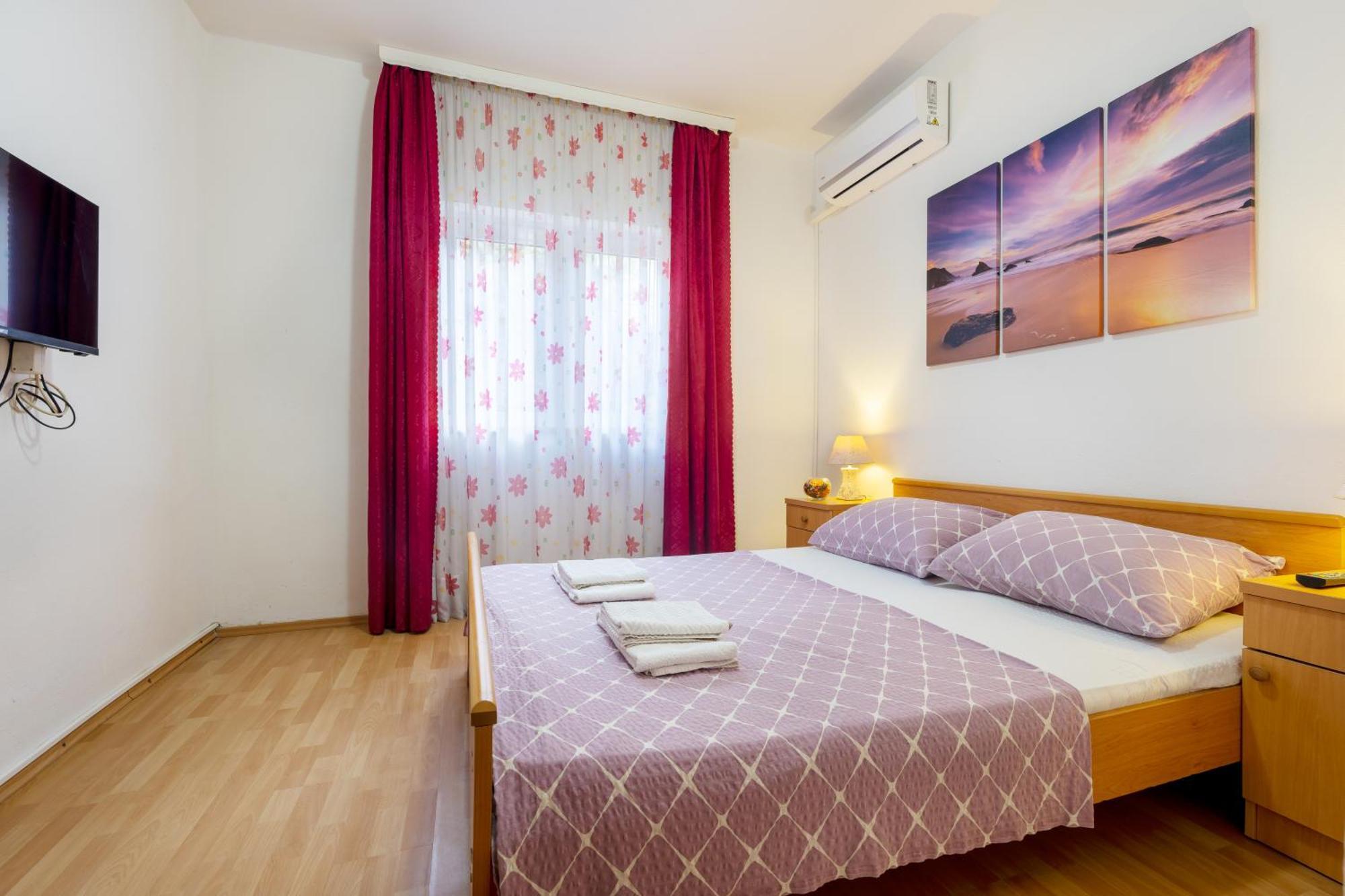 Apartments And Rooms Breeze Neum Room photo