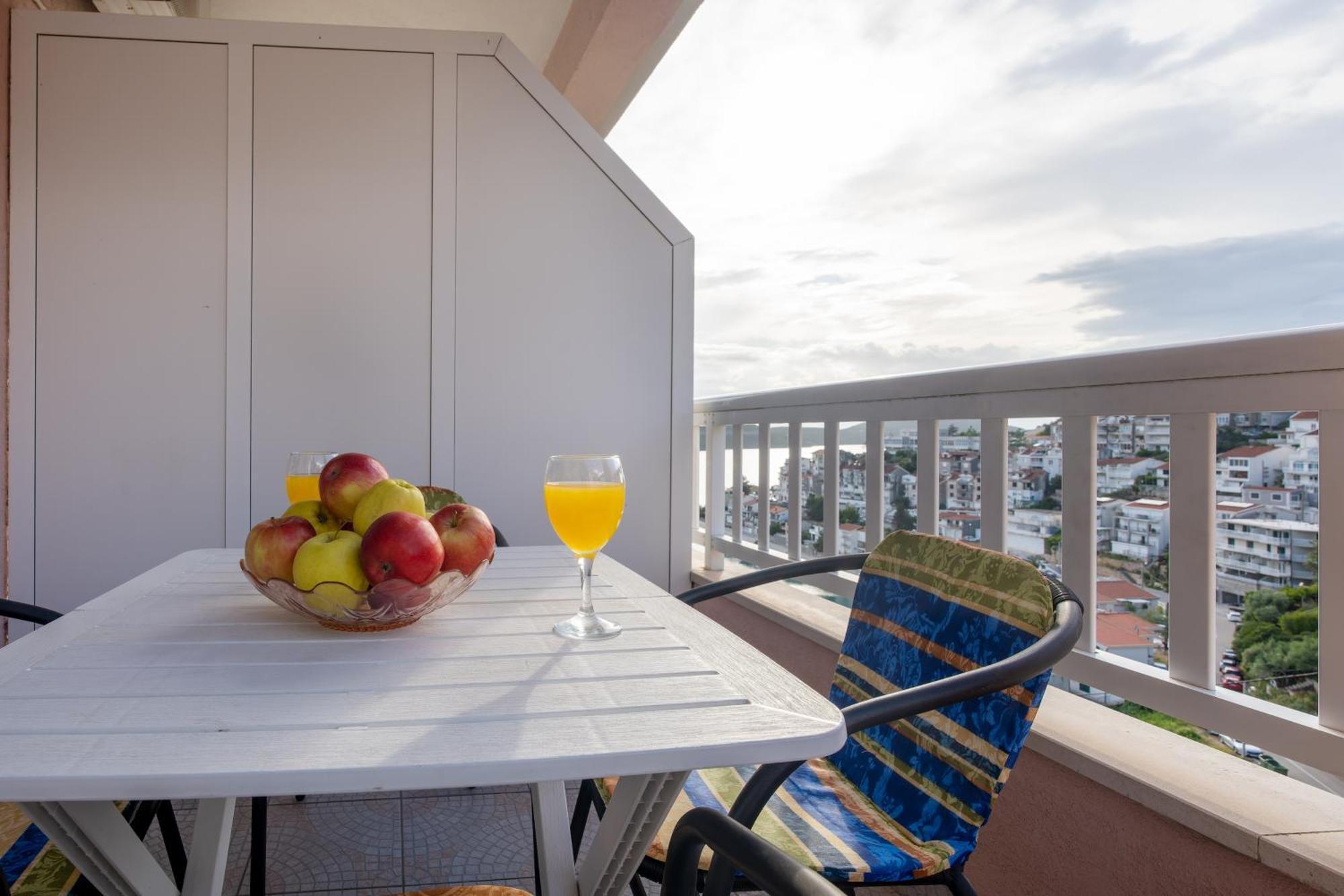 Apartments And Rooms Breeze Neum Exterior photo